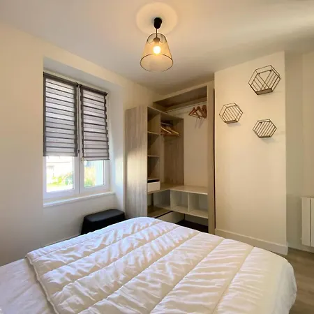 Bel Renove 5 Personnes Au Centre De - Ref 957 *